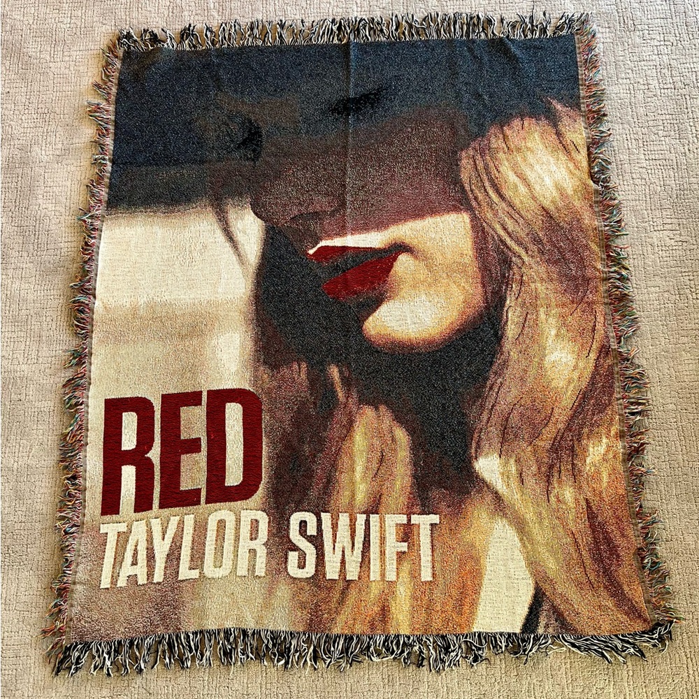 Taylor Swift RED Blanket